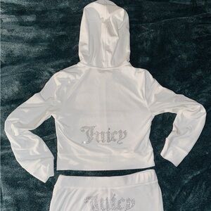 [SOLD] Juicy Couture White Hoodie and Shorts Tracksuit Set